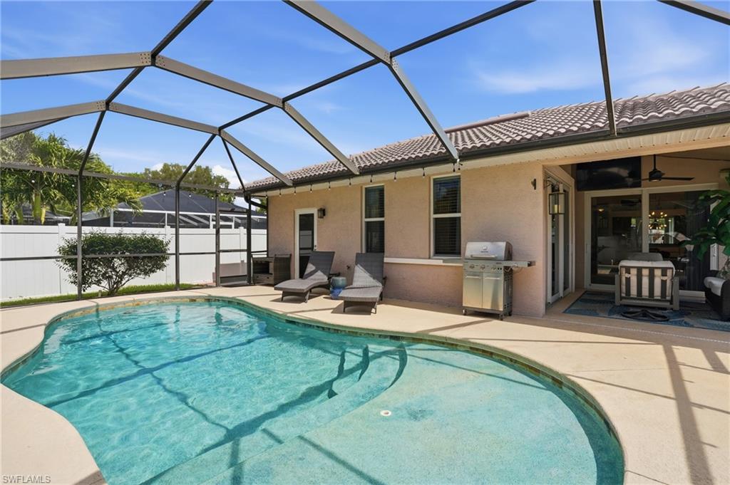 NAPLES PARK - Residential