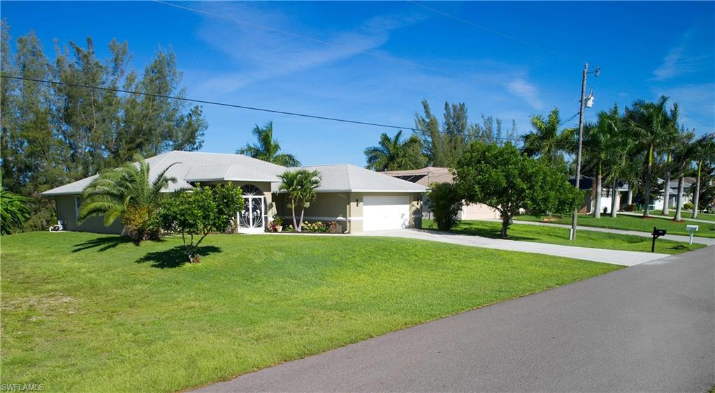 CAPE CORAL - Residential