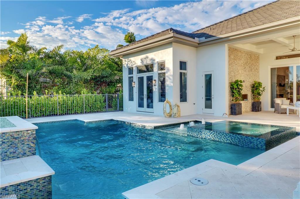 FAIRGROVE - Residential