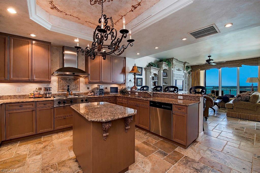 BELIZE - Residential