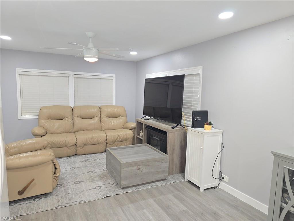 ENCHANTING ACRES MOBILE HOME - Residential