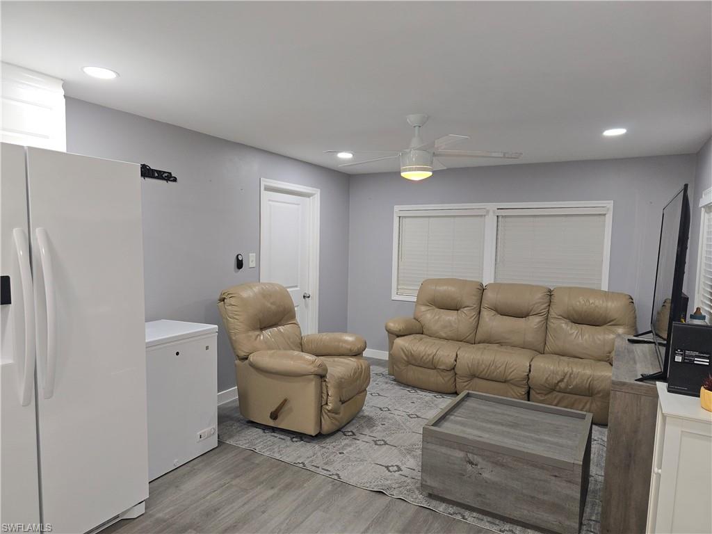 ENCHANTING ACRES MOBILE HOME - Residential