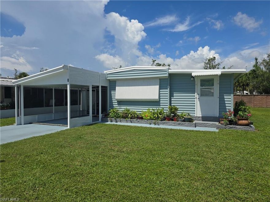 Spacious single-wide home with extended rooms. Side room was made into a bedroom. This 2-bedroom, 2-bathroom
home features a bright, open great room. part of the carport was screened in to enjoy the outdoors. Newer kitchen and Bath. Many upgrades.
9/2025 mini splits ac. Located in Enchanting Acres Mobile Home Park a vibrant 55+ community with fantastic amenities, including a pool,
shuffleboard, bocee ball, and a clubhouse. Conveniently close to restaurants, shopping, the Bayshore Arts District, pickleball courts, and
Sugden Park.