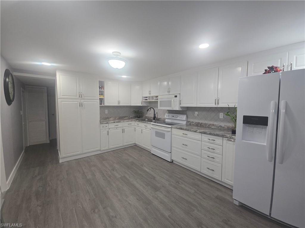 ENCHANTING ACRES MOBILE HOME - Residential