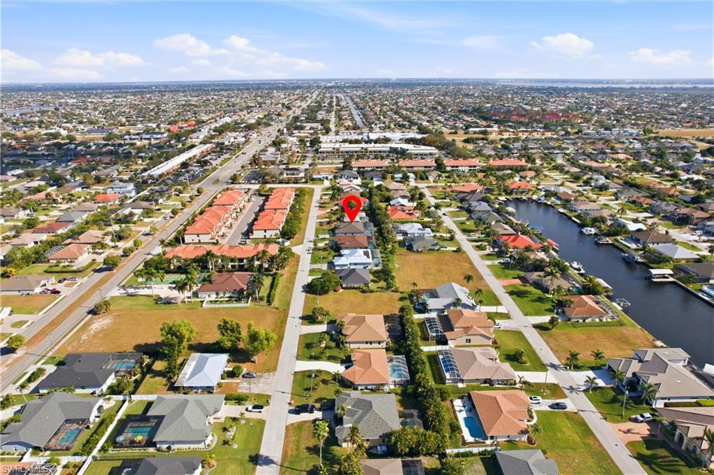 CAPE CORAL - Residential