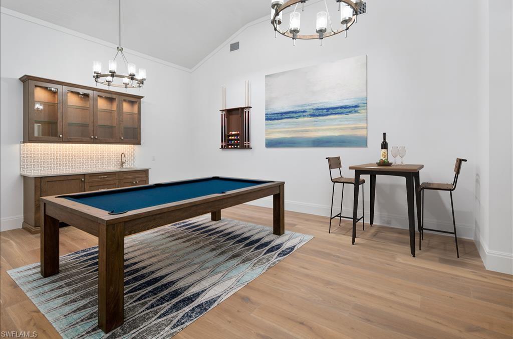 BAY COLONY SHORES - Residential