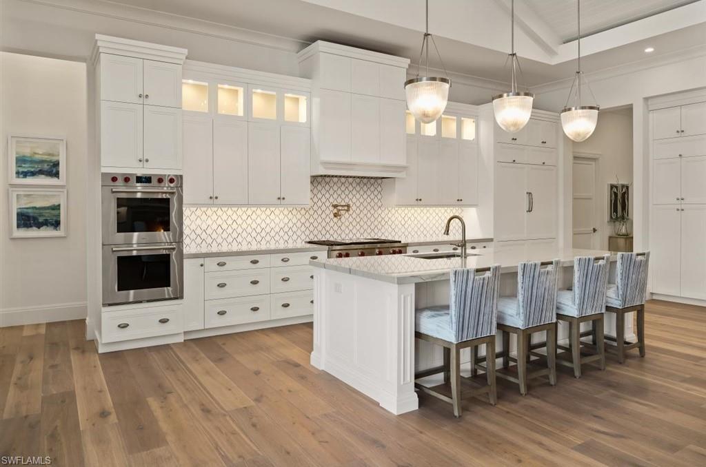 BAY COLONY SHORES - Residential