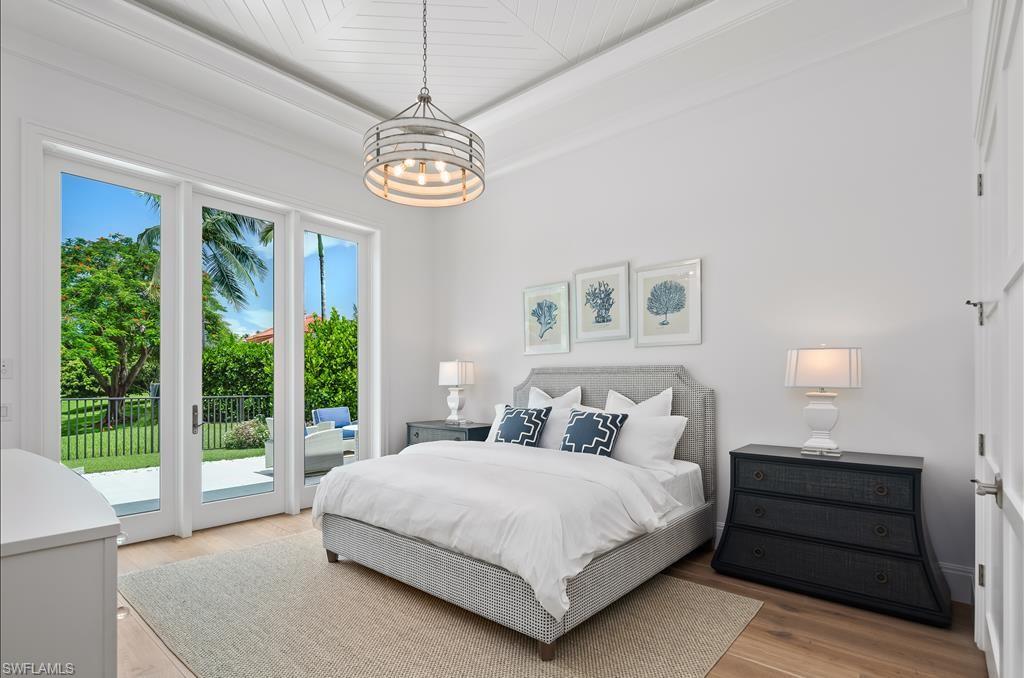 BAY COLONY SHORES - Residential