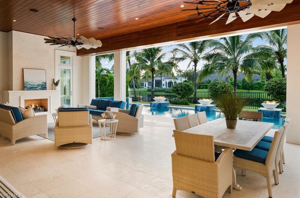 BAY COLONY SHORES - Residential