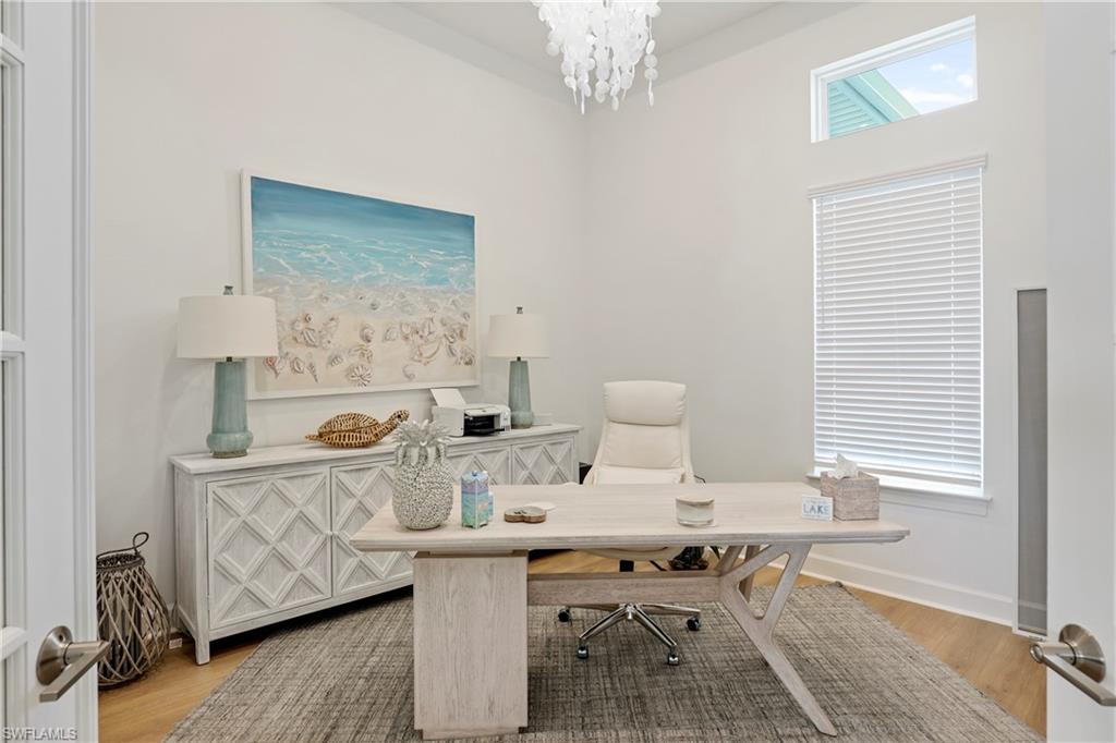 ESPLANADE LAKE CLUB - Residential