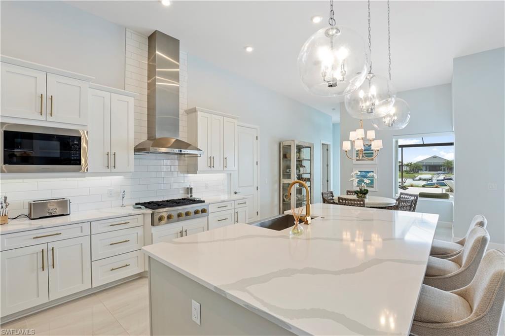 ESPLANADE LAKE CLUB - Residential