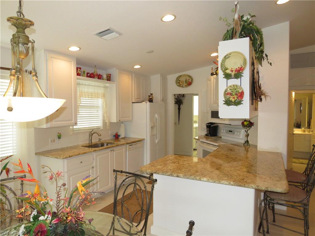 ISLAND WALK - Residential Lease