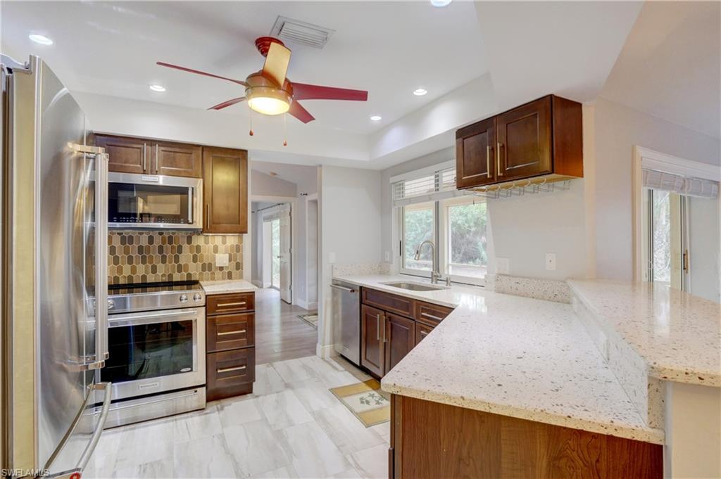 GOLDEN GATE ESTATES - Residential