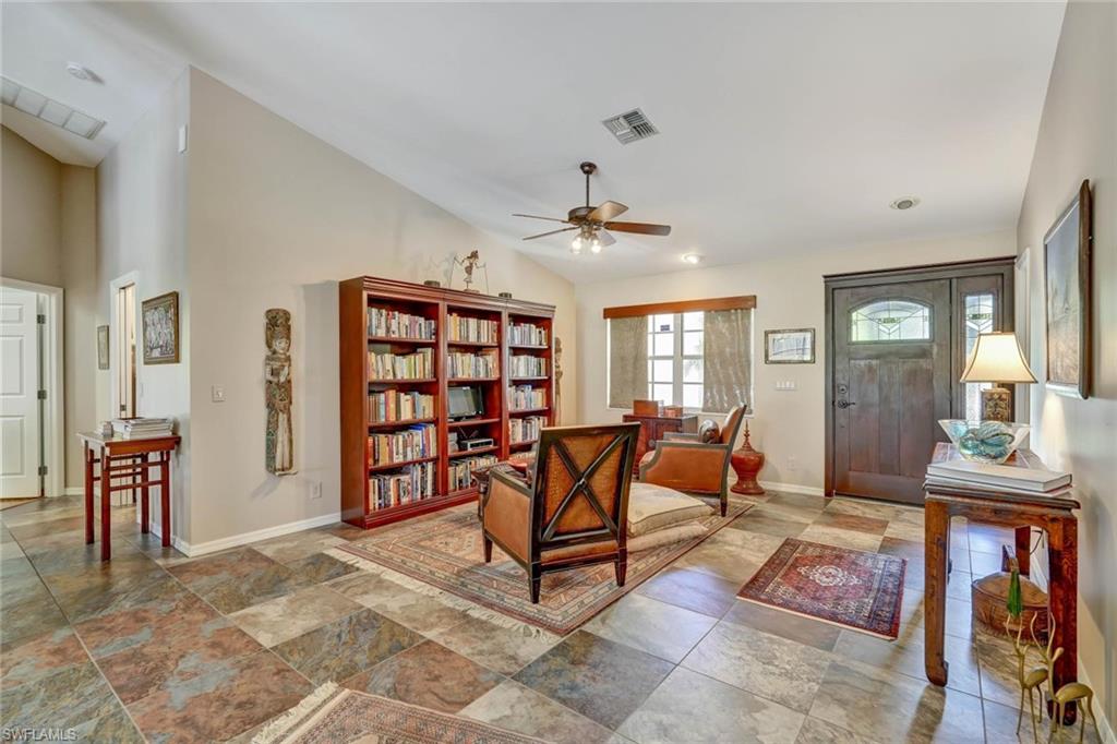 1982 E Crown Pointe BLVD