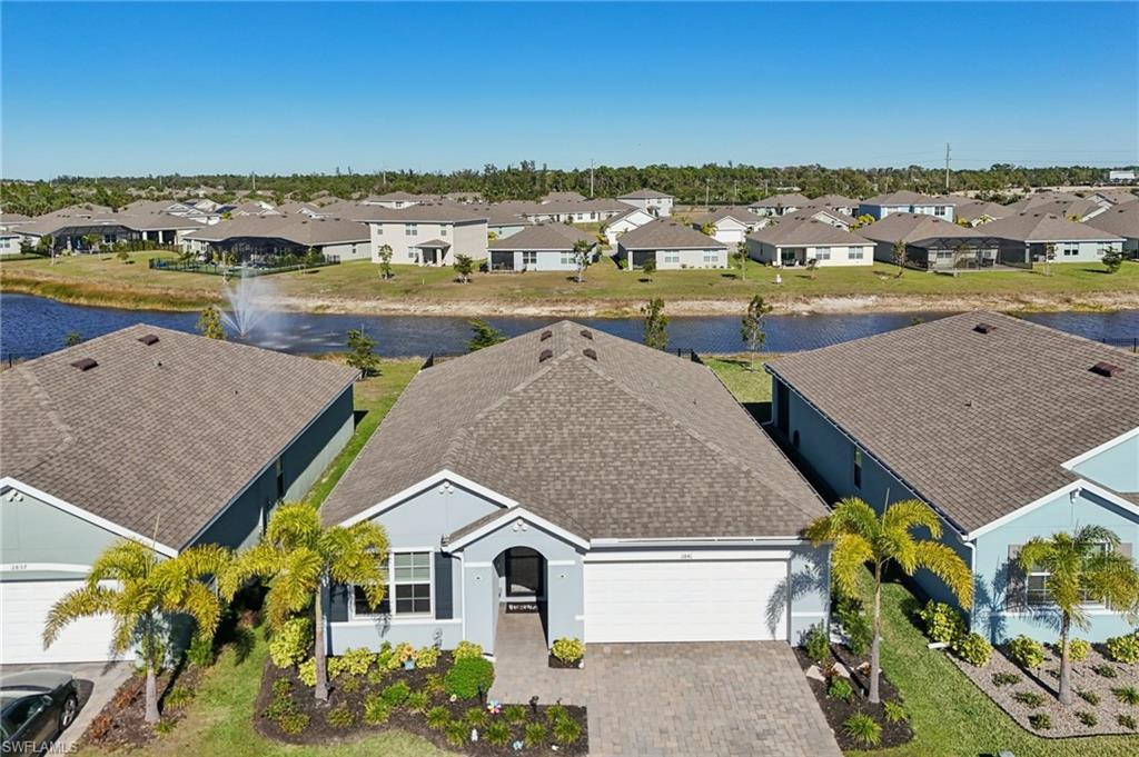 CORAL BAY - Residential