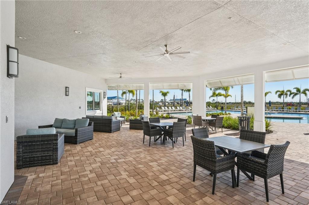 CORAL BAY - Residential