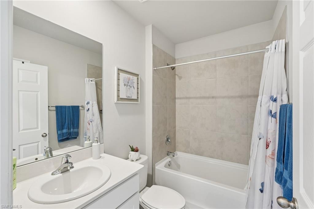 CORAL BAY - Residential