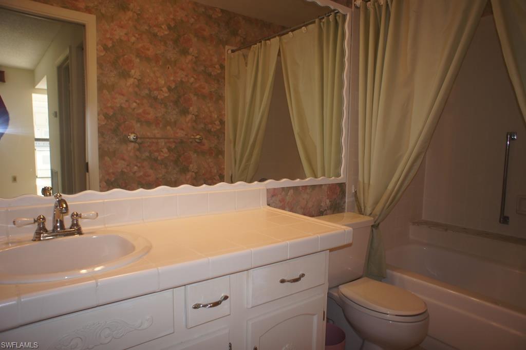 SEVEN LAKES - Residential