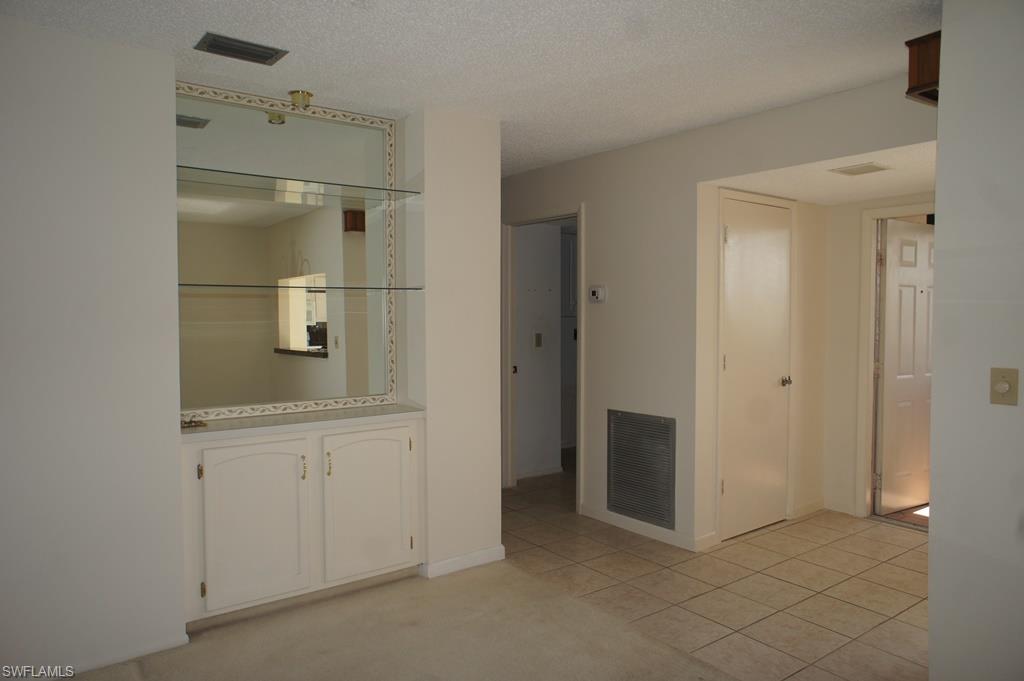 SEVEN LAKES - Residential