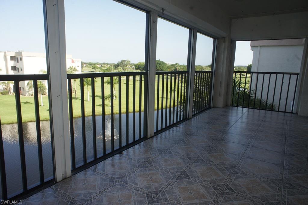 SEVEN LAKES - Residential