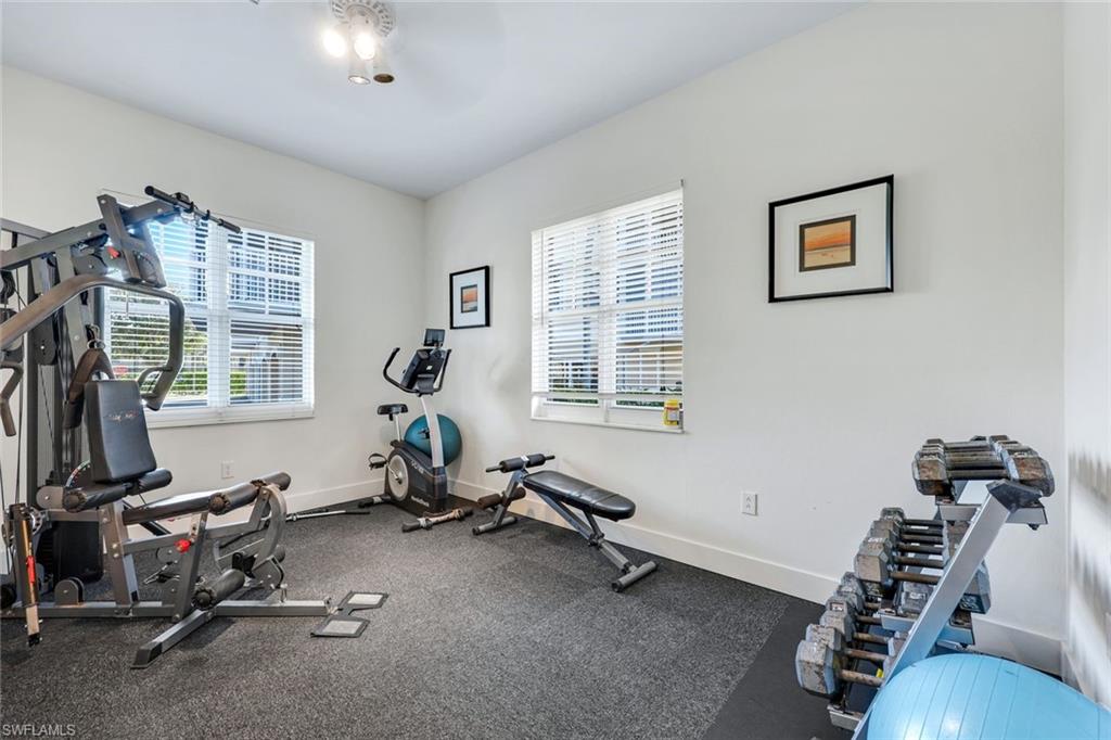 COURTYARD TOWERS - Residential