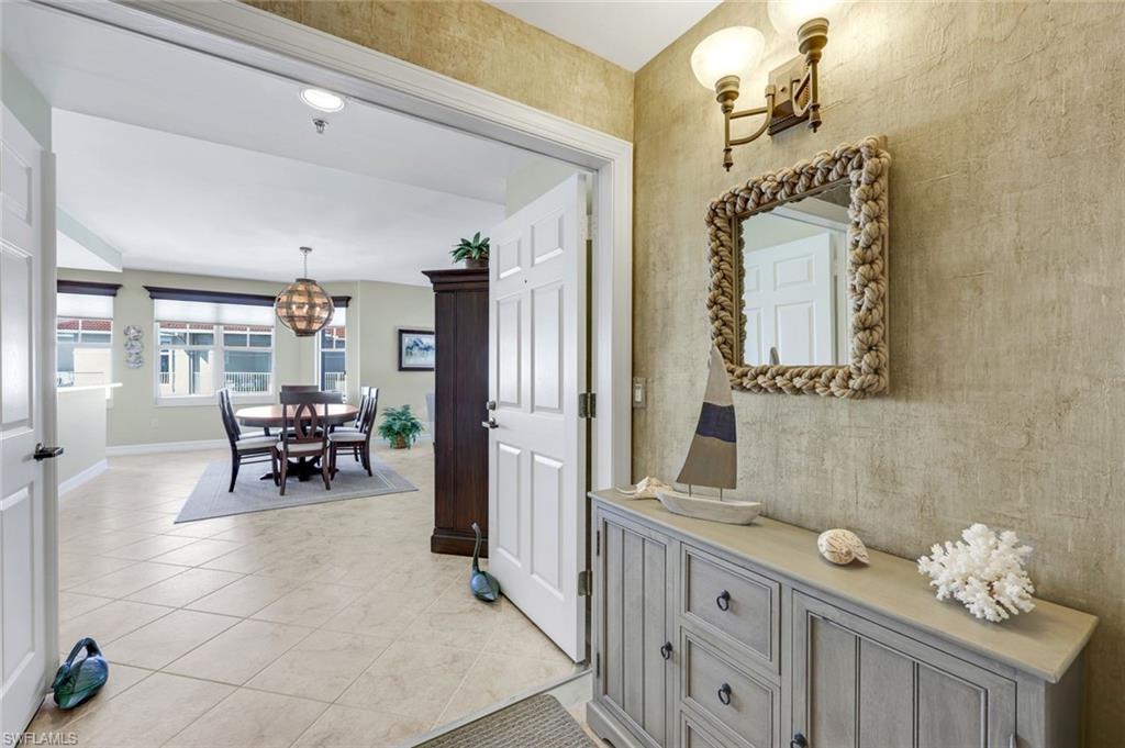 COURTYARD TOWERS - Residential