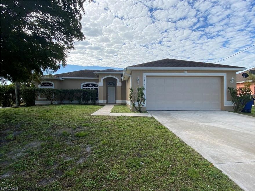 Great location! # bedrooms 2 bathrooms 2 car garage home located on a corner lot. well maintained and move-in ready.  with triple sliders open onto a large screened lanai, tile throughout, laundry room, room for a pool,