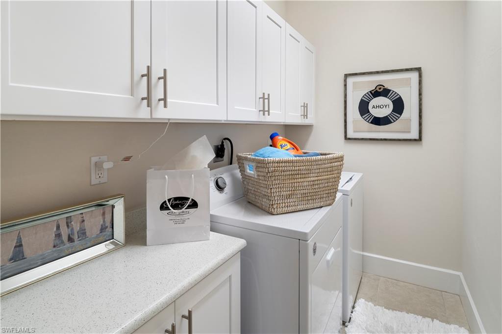 THE VILLAS AT CAUSEWAY KEY - Residential