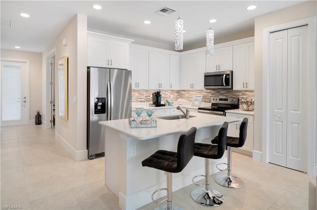 THE VILLAS AT CAUSEWAY KEY - Residential