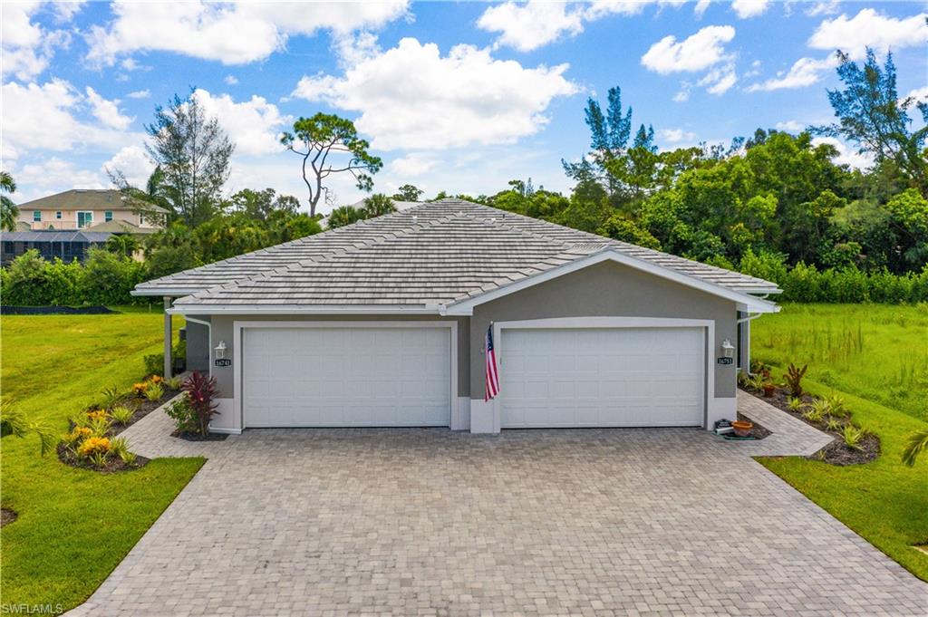 THE VILLAS AT CAUSEWAY KEY - Residential