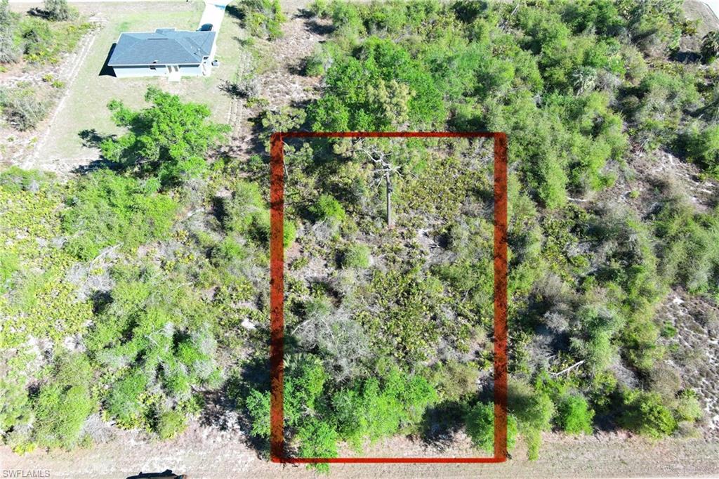 CHARLOTTE SHORES - Land