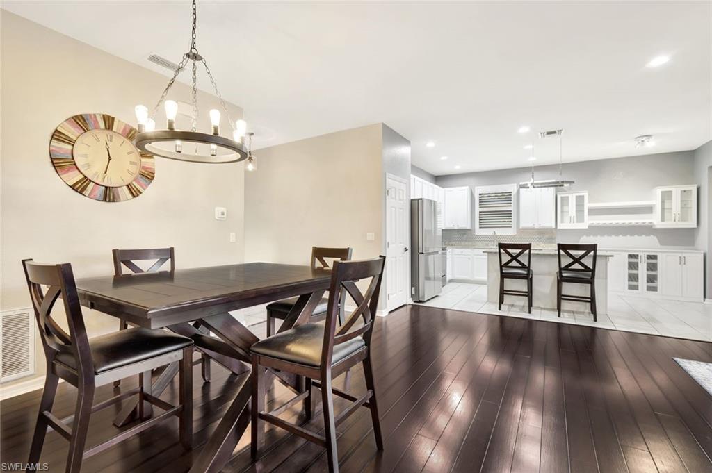 REFLECTION ISLES - Residential