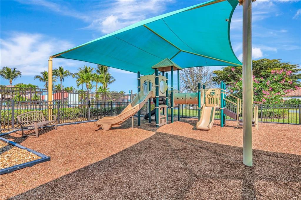 REFLECTION ISLES - Residential