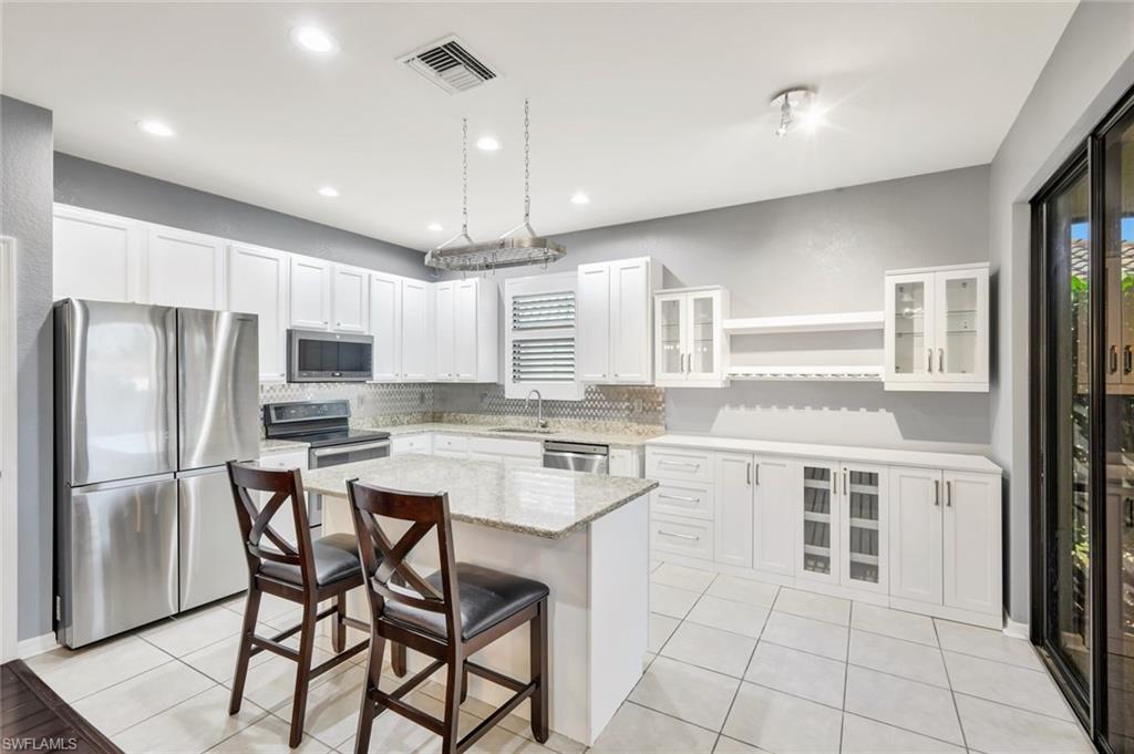 REFLECTION ISLES - Residential