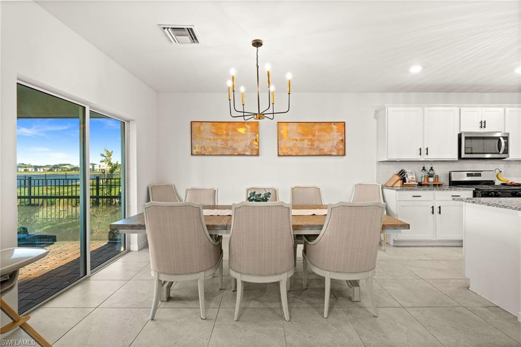 NORTHRIDGE - Residential