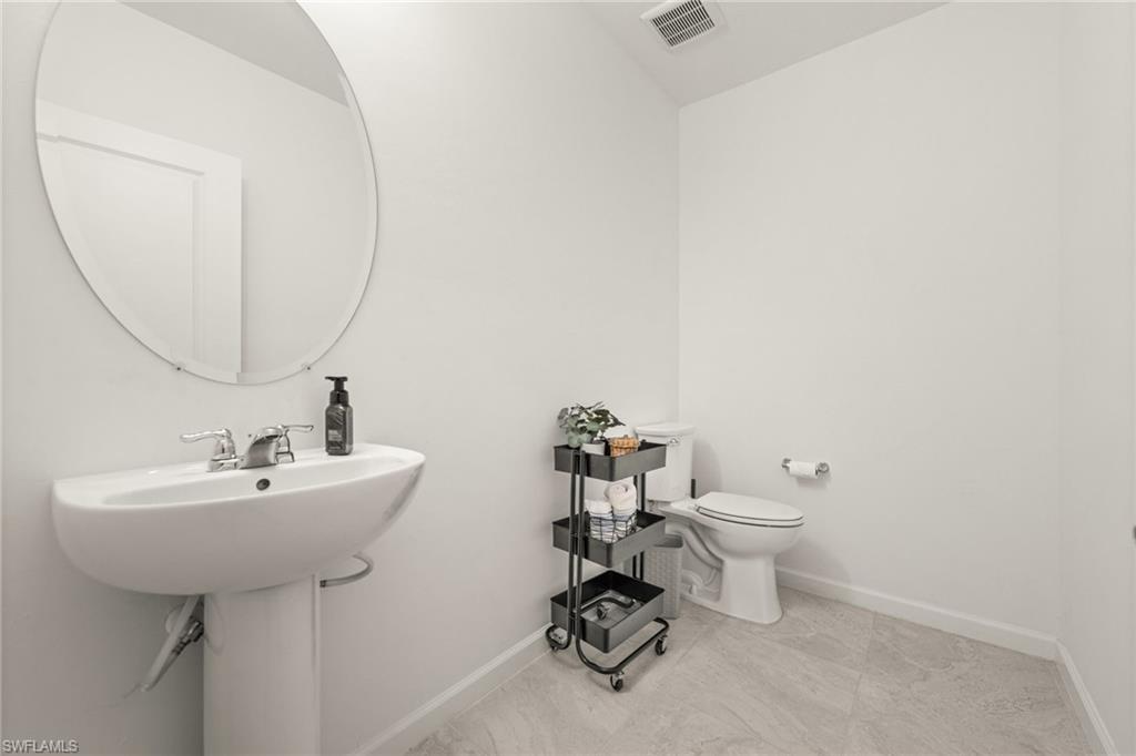 NORTHRIDGE - Residential