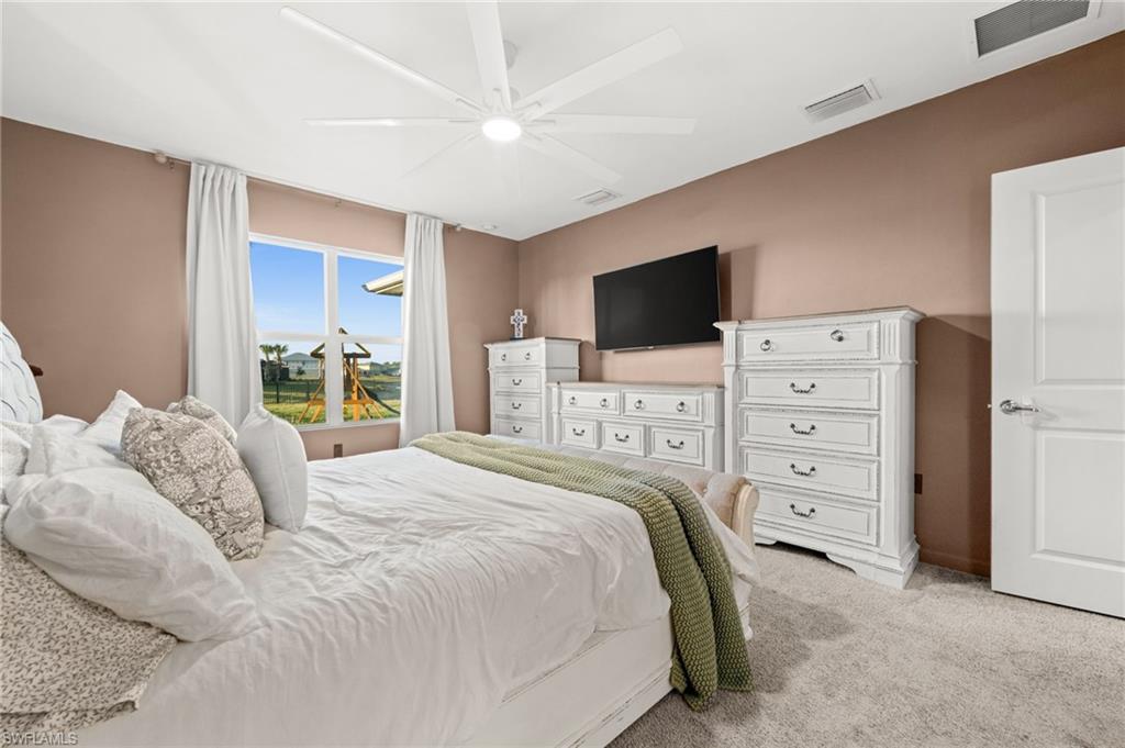 NORTHRIDGE - Residential