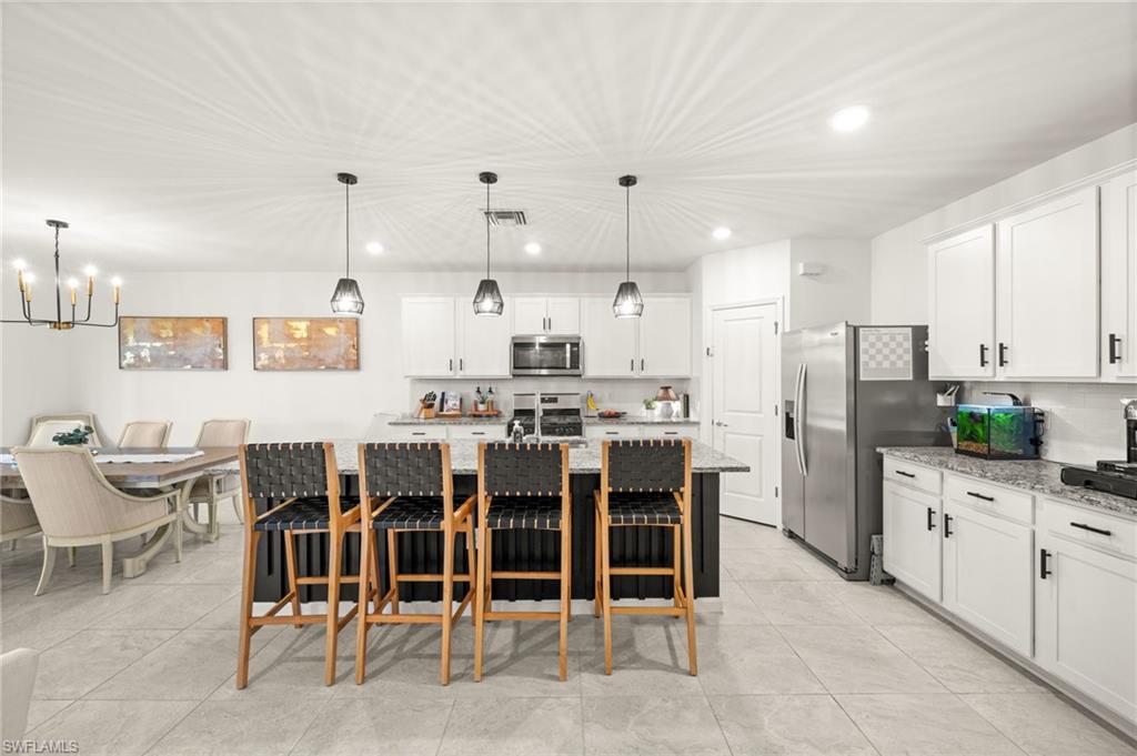 NORTHRIDGE - Residential