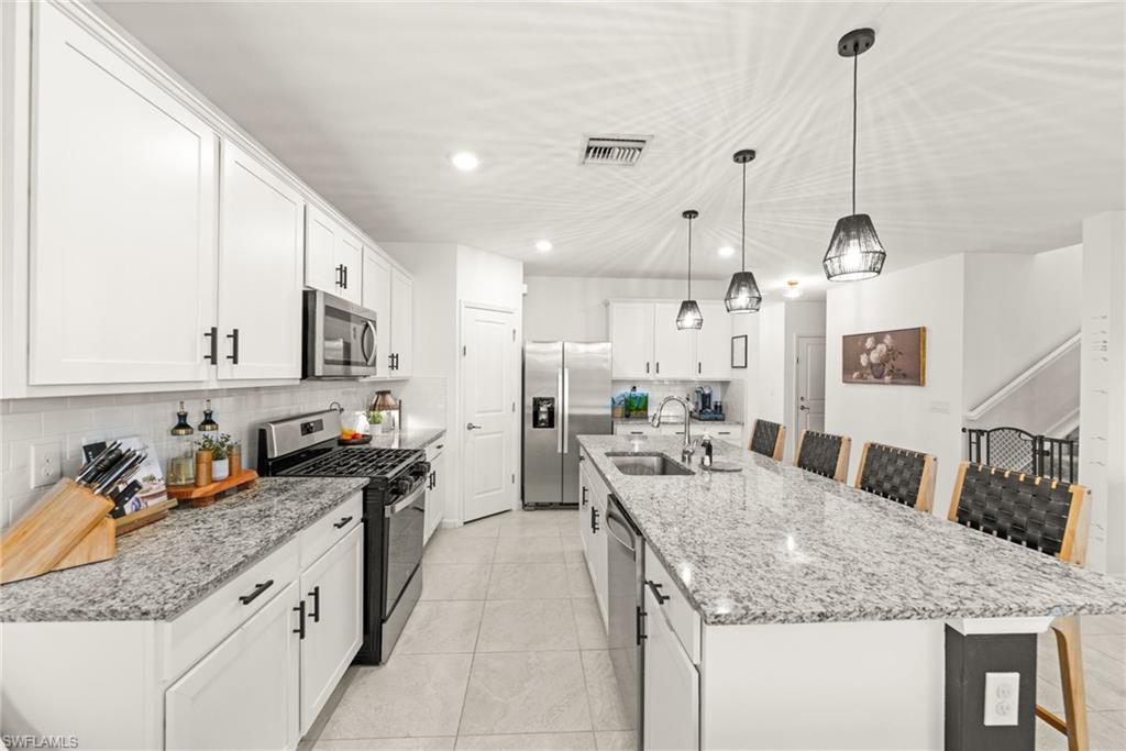 NORTHRIDGE - Residential