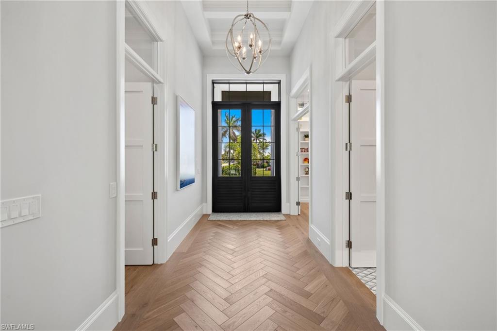 MOORINGS - Residential