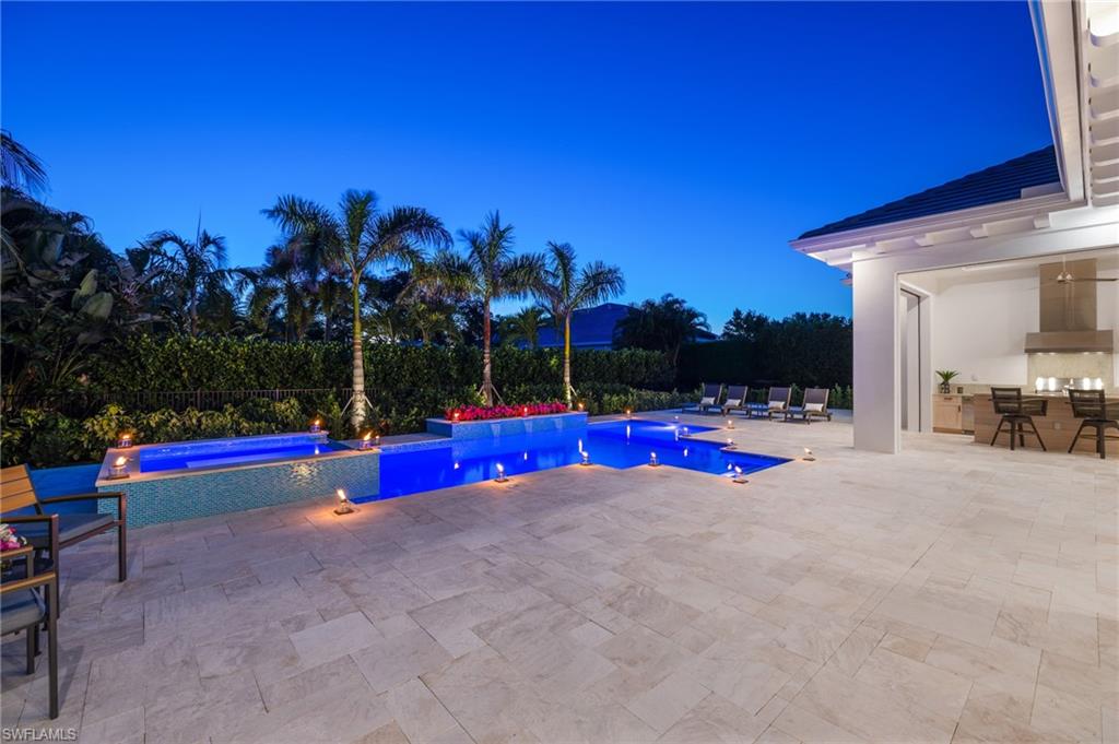 MOORINGS - Residential