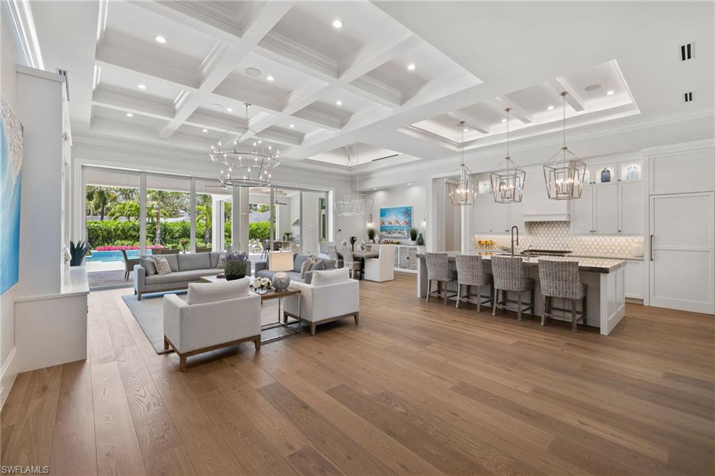 MOORINGS - Residential