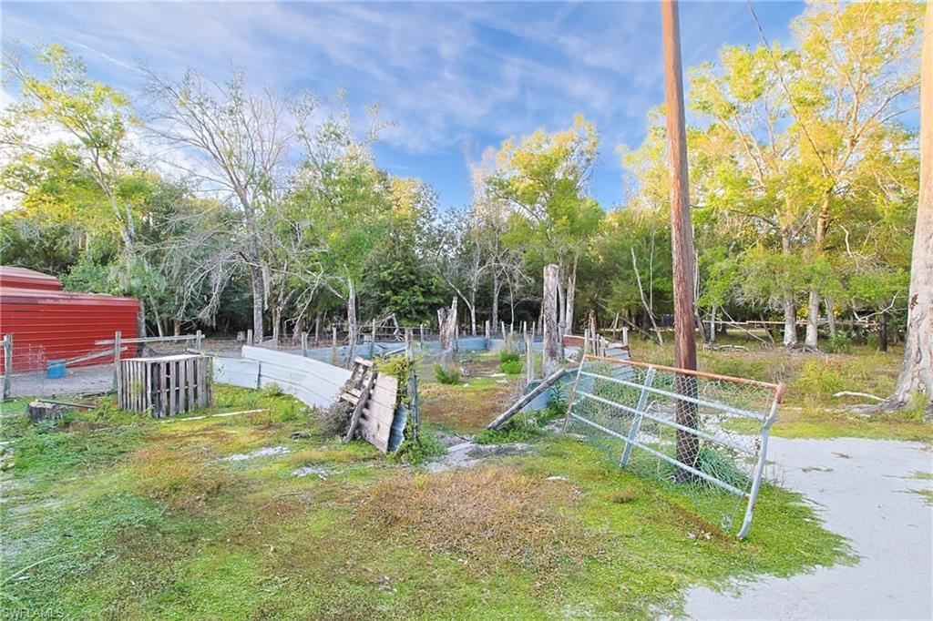 HAPPY BULL FARMS - Residential