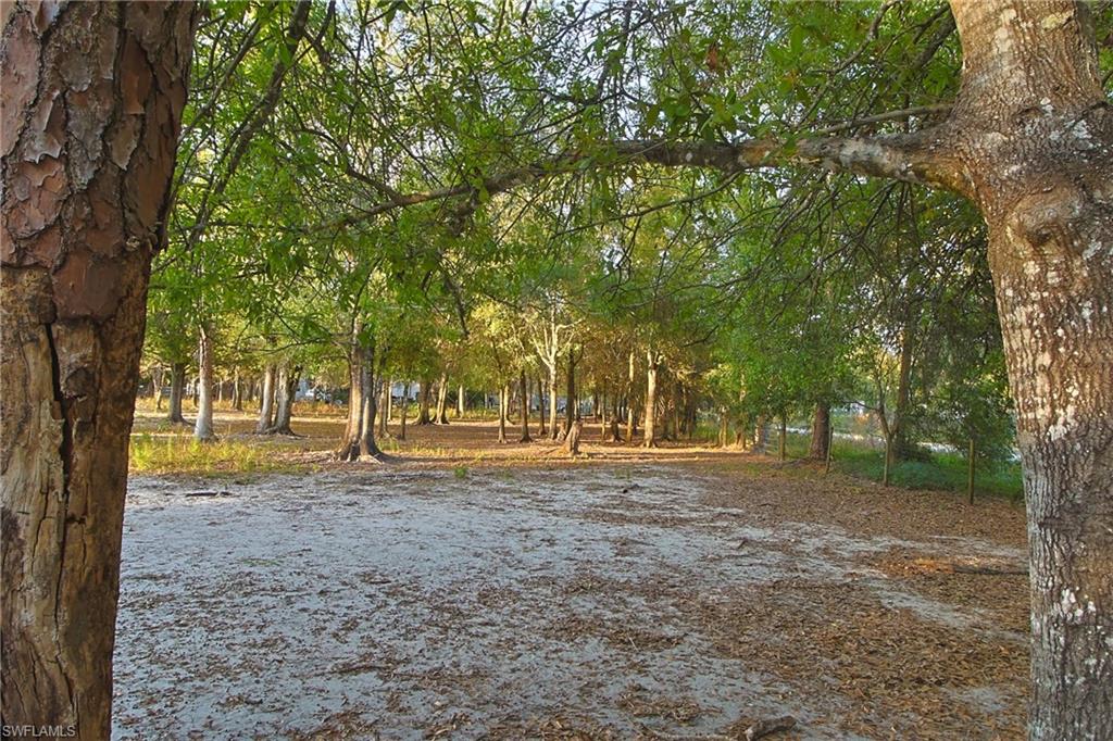 HAPPY BULL FARMS - Residential