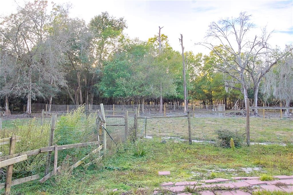 HAPPY BULL FARMS - Residential