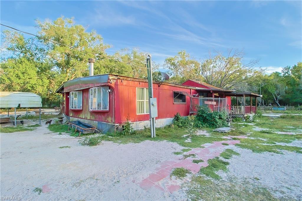 HAPPY BULL FARMS - Residential