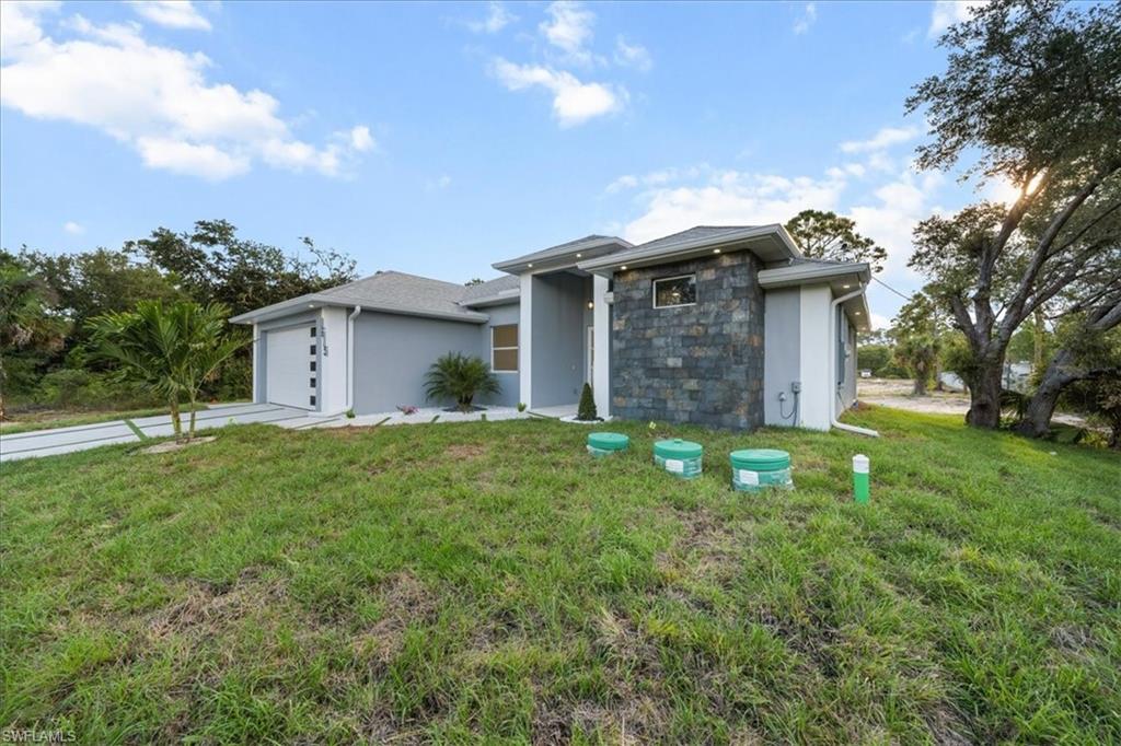 LEHIGH ACRES - Residential