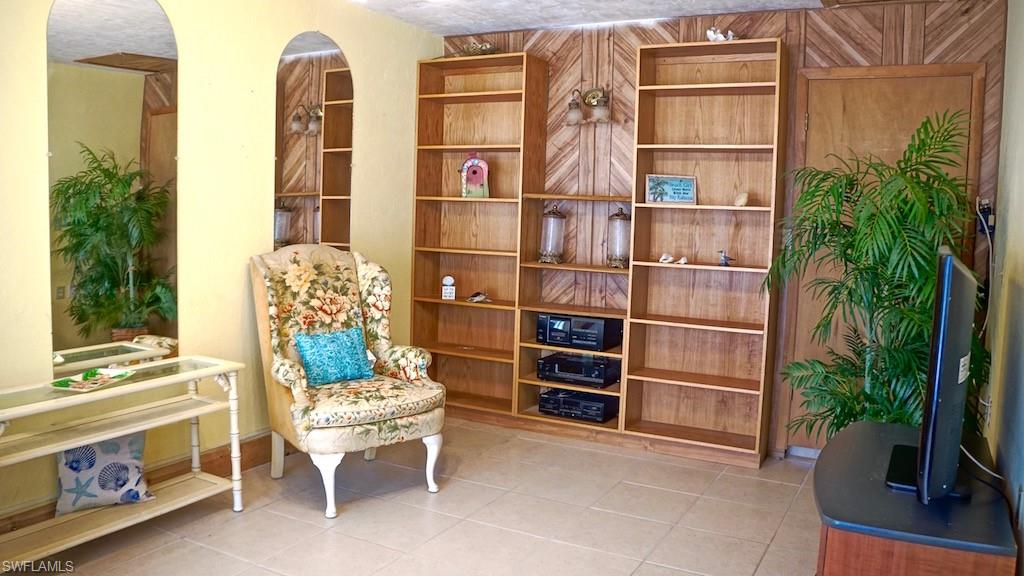 PALM TERRACE - Residential