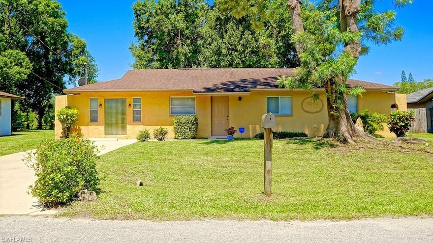 Price Reduced - Motivated Seller  Agent will provide a 12 month Home Warranty with closing by 10/31/2020
This is a really spacious 2/1 waterfront home in East Fort Myers.  Spacious fenced in backyard with extra outside storage shed.  The previous owner combined two bedrooms into one large master plus guest bedroom.  Plenty of spaces to entertain.  The home has a relatively new room addition on the back yet still plenty of room to add an outside lanai or just sit in the yard under the trees.  Go fishing right from your back yard in the large canal.