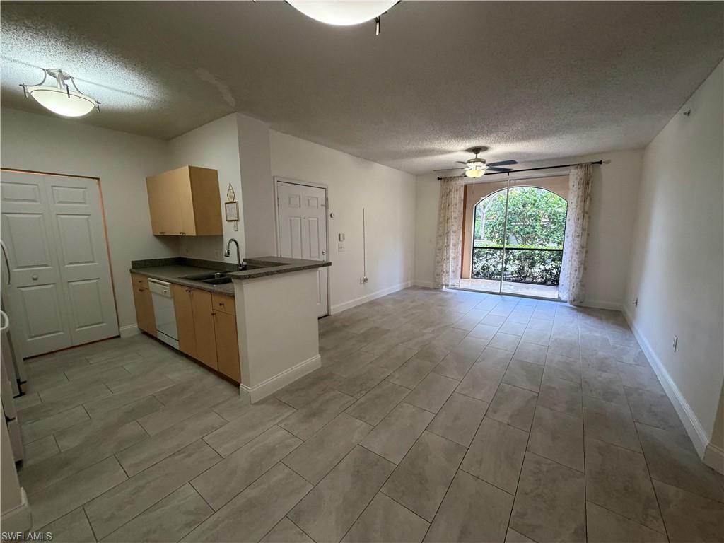 RESERVE AT NAPLES - Residential Lease